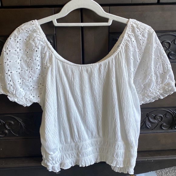 Caution to the wind blouse size M - Picture 2 of 4